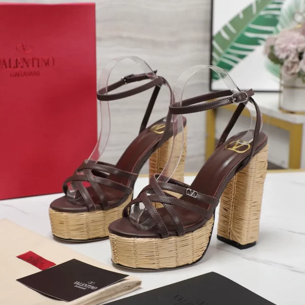 Valentino shoes - Reps shoes