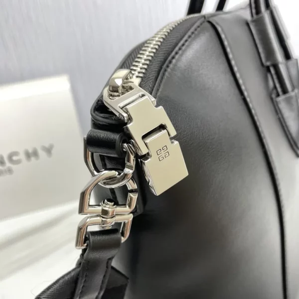 Givenchy bag - rep bags