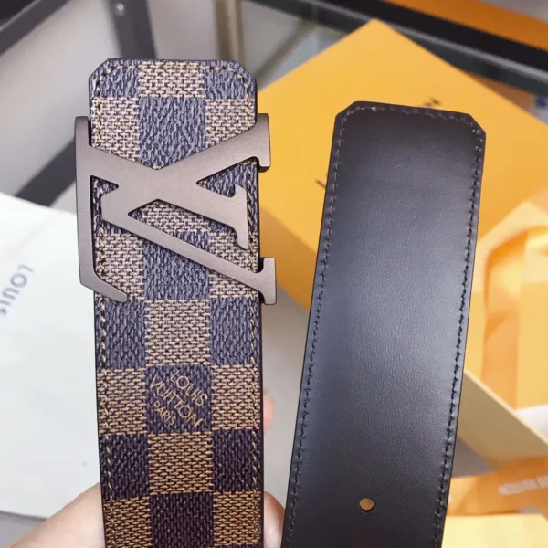 Louis Vuitton belt