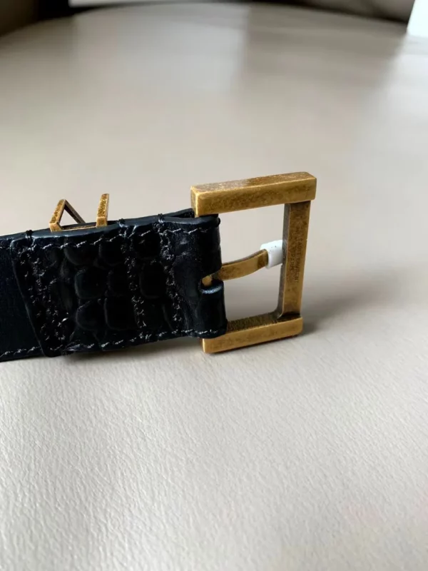 Saint Laurent belt