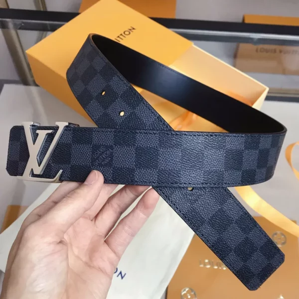 Louis Vuitton belt