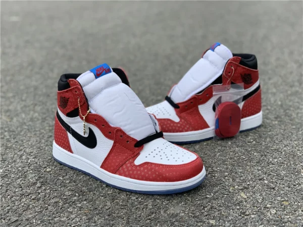 Air Jordan 1 Retro High OG Chicago Crystal - 2019-01-13 - Replica shoes