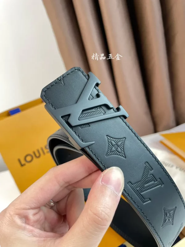 Louis Vuitton belt