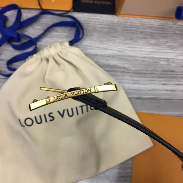 Louis Vuitton belt