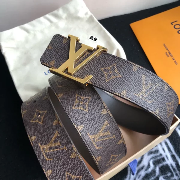 Louis Vuitton belt