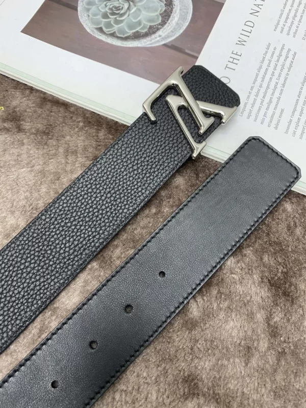 Louis Vuitton belt