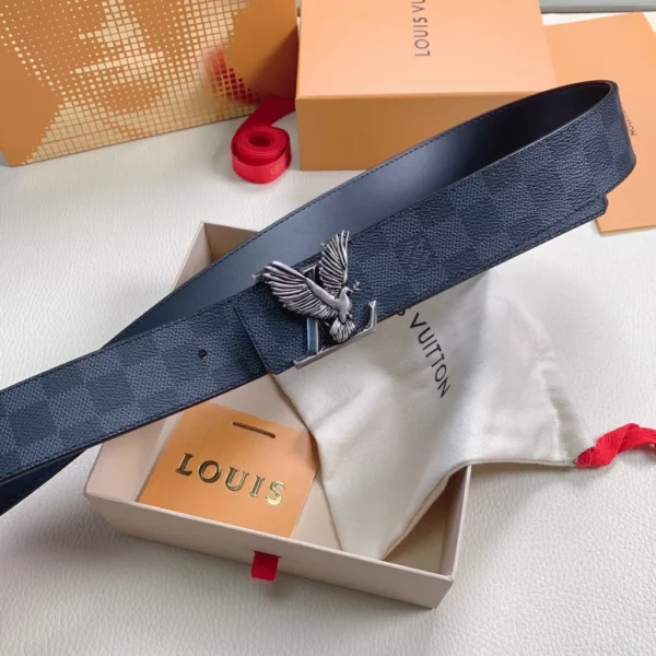 Louis Vuitton belt