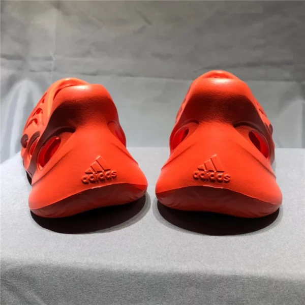 Adidas Yeezy - Replica shoes