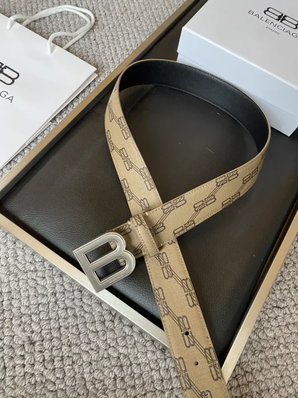 Balenciaga belt