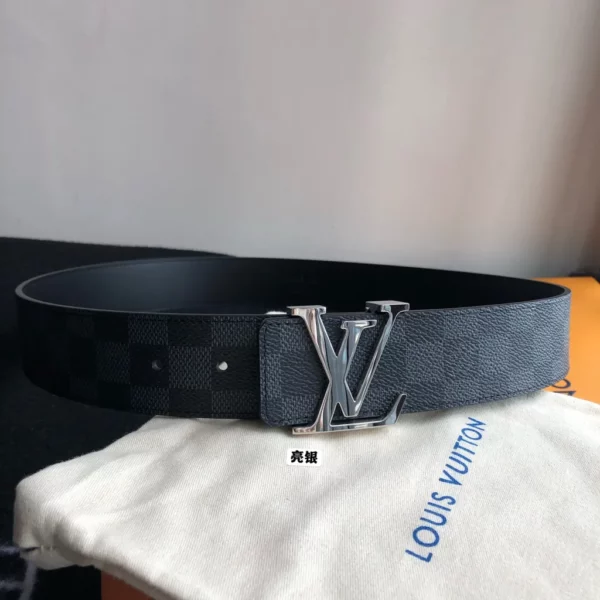 Louis Vuitton belt