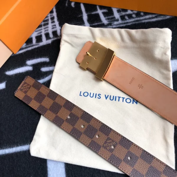 Louis Vuitton belt