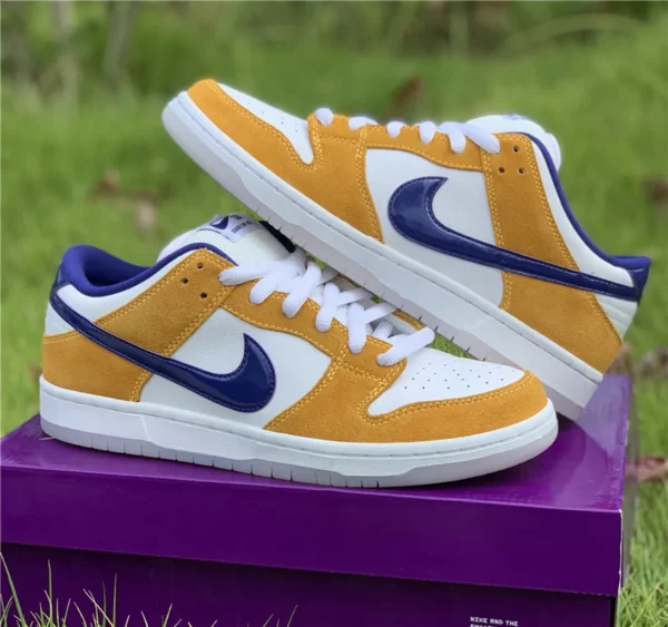 Nike SB Dunk LowLaser Orange - Replica shoes