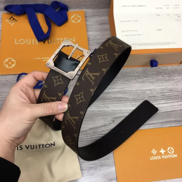 Louis Vuitton belt