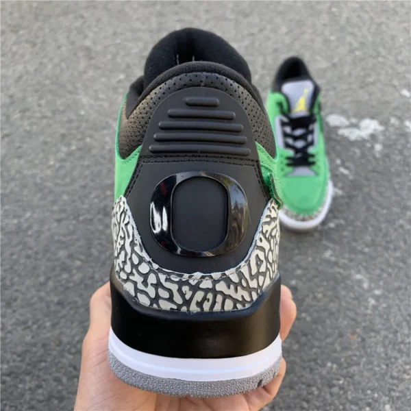 Air Jordan 3 Tinker Oregon Ducks PE - 2018-12-24 - Replica shoes