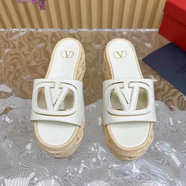 Valentino shoes - Reps shoes