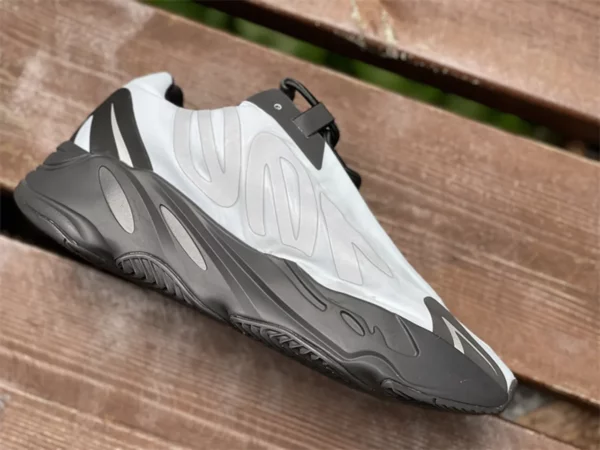 Adidas Yeezy Boost 700 MNVN Blue Tint-07-02 - Replica shoes