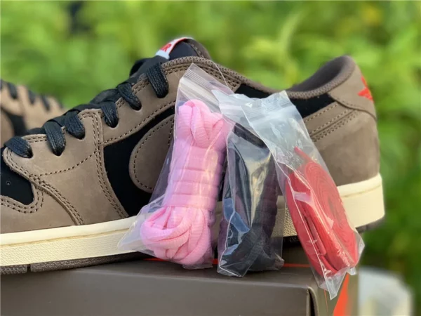 Travis Scott x Air Jordan 1 High OG - 2019-07-28 - Replica shoes