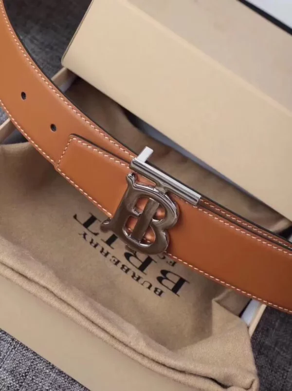 Burberry belt