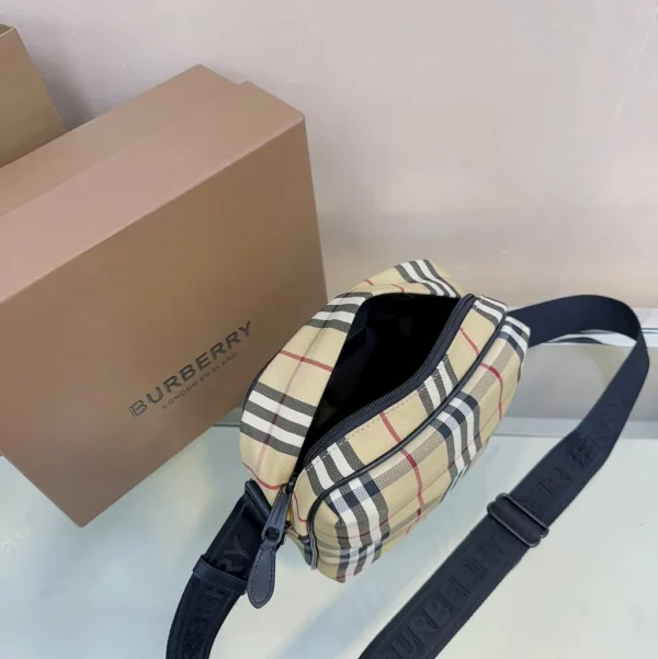 Burberry bag - rep bags