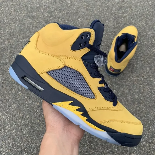 Air Jordan 5 SP Michigan - 2019-07-02 - Replica shoes