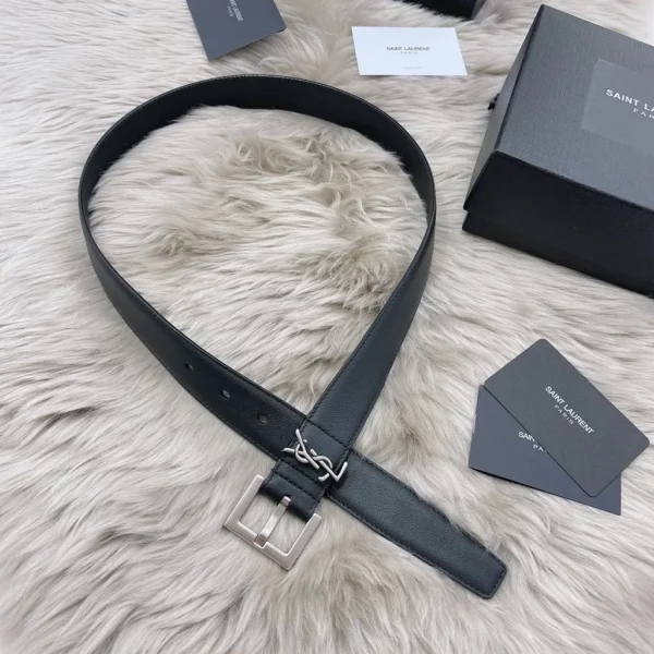 Saint Laurent belt