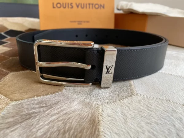 Louis Vuitton belt