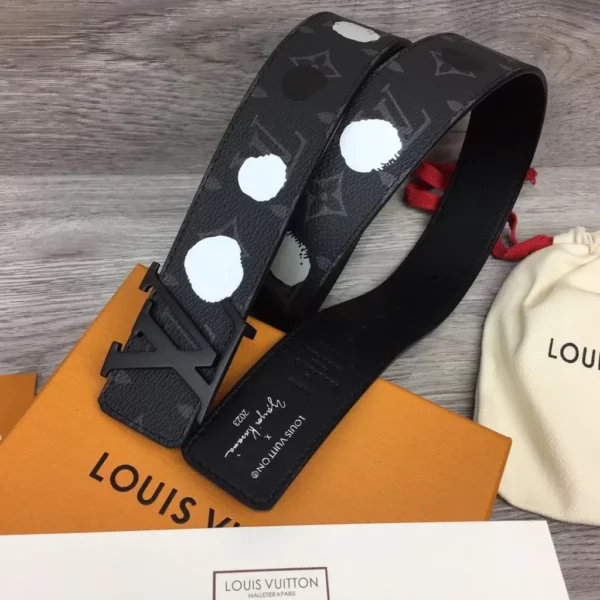 Louis Vuitton belt