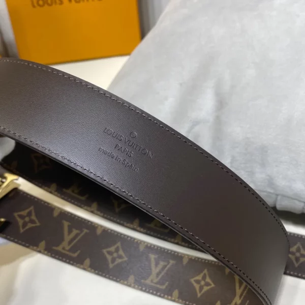 Louis Vuitton belt