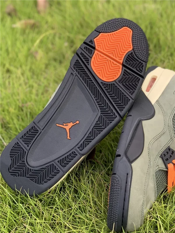 Air jordan 4 X Undefeated Travis Scott - Replica shoes