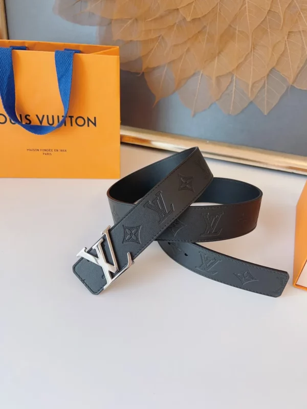 Louis Vuitton belt