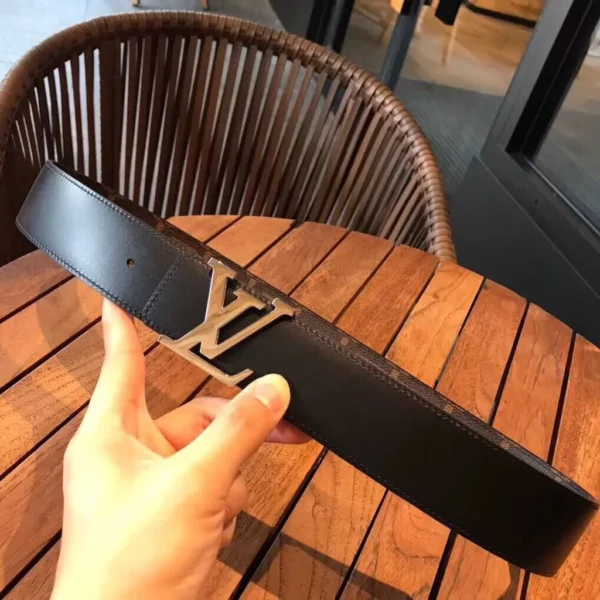 Louis Vuitton belt