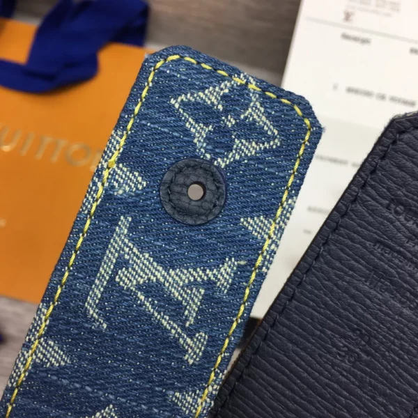 Louis Vuitton belt