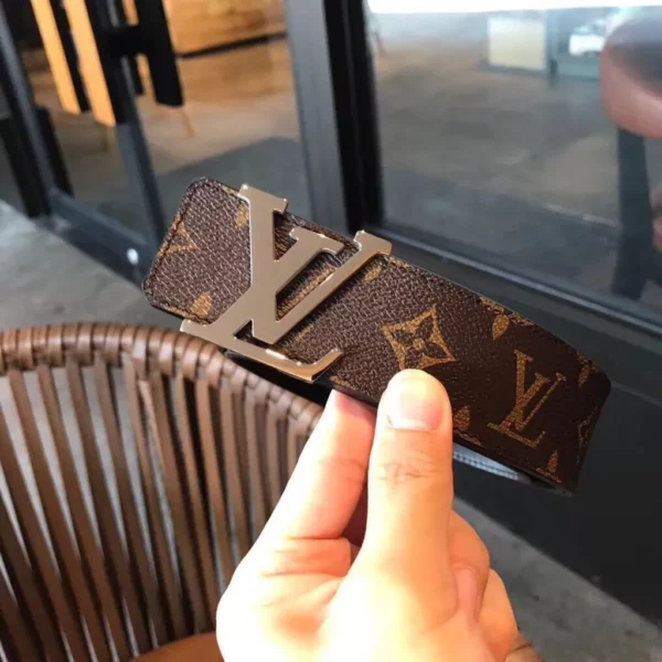 Louis Vuitton belt