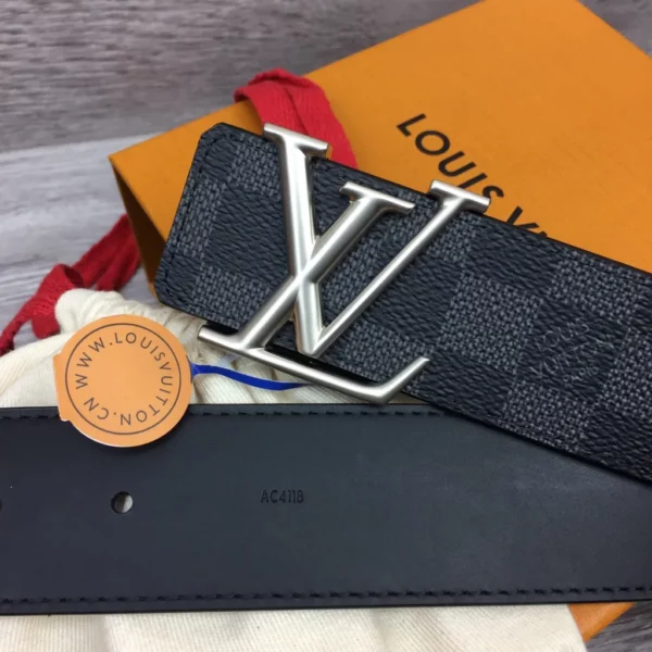 Louis Vuitton belt