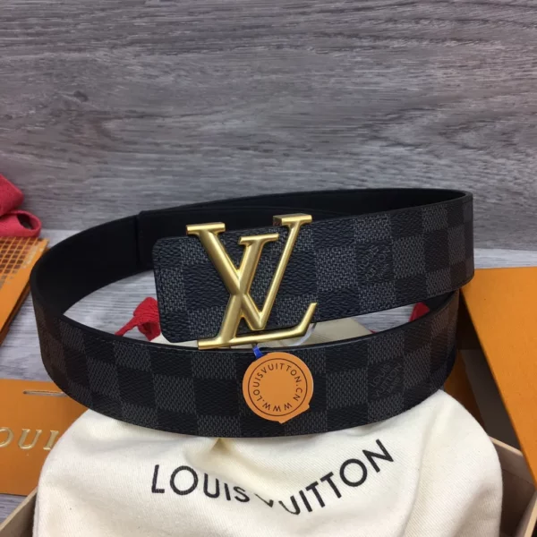 Louis Vuitton belt