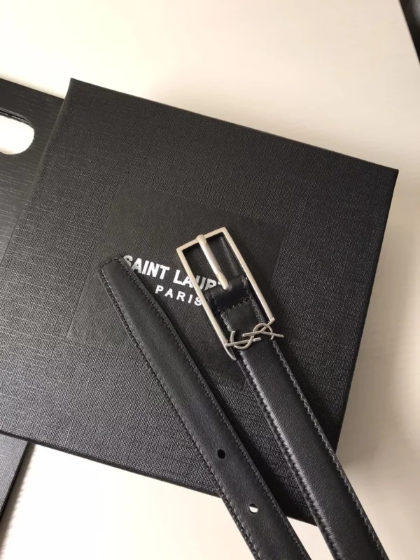 Saint Laurent belt