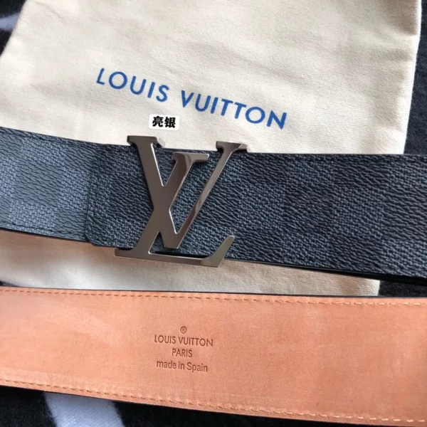 Louis Vuitton belt