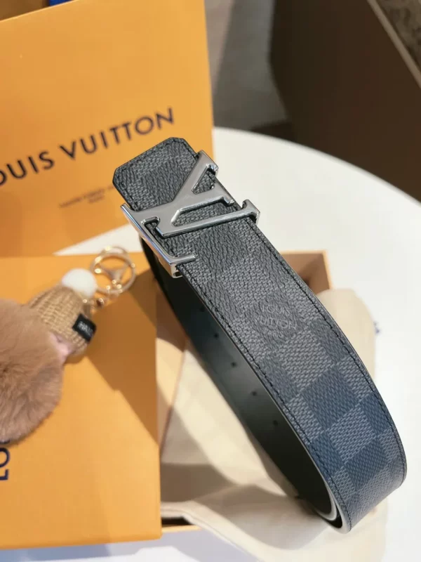 Louis Vuitton belt