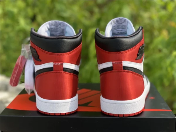 Air Jordan 1 Satin WMNS Black Toe - 2019-08-14 - Replica shoes