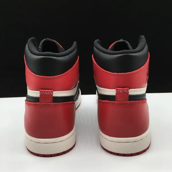 Air Jordan 1 Retro High OG Bred Toe - 2018-05-07 - Replica shoes