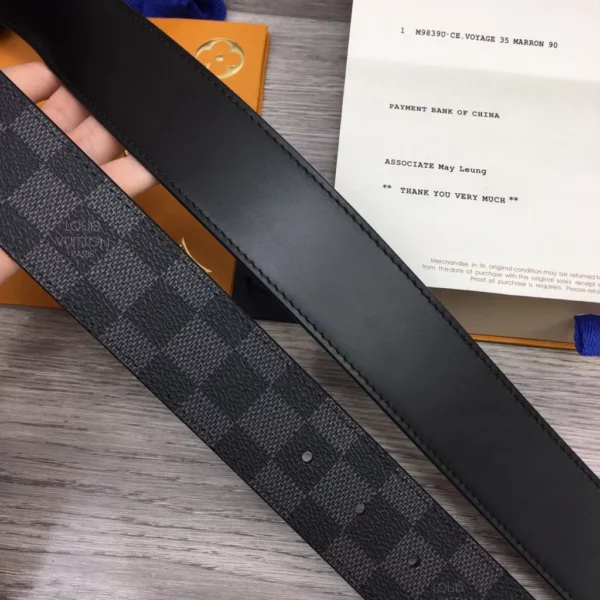 Louis Vuitton belt