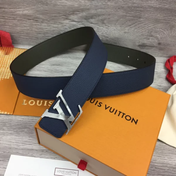 Louis Vuitton belt