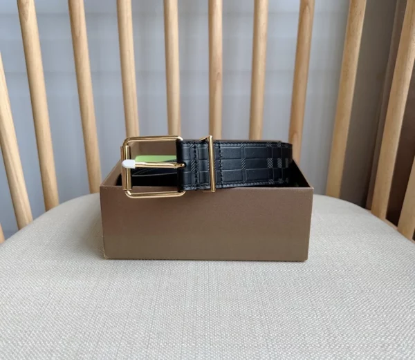 Burberry belt