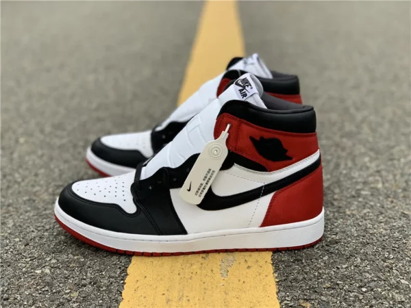 Air Jordan 1 Satin WMNS Black Toe - 2019-08-20 - Replica shoes