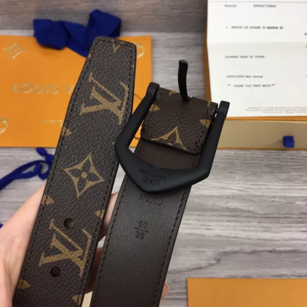 Louis Vuitton belt