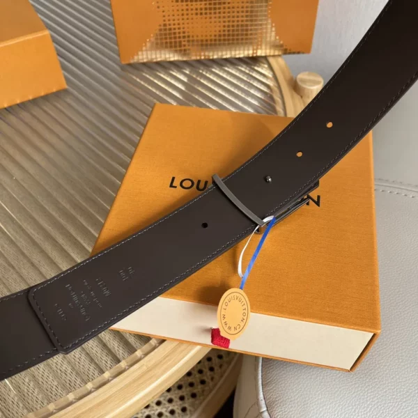 Louis Vuitton belt