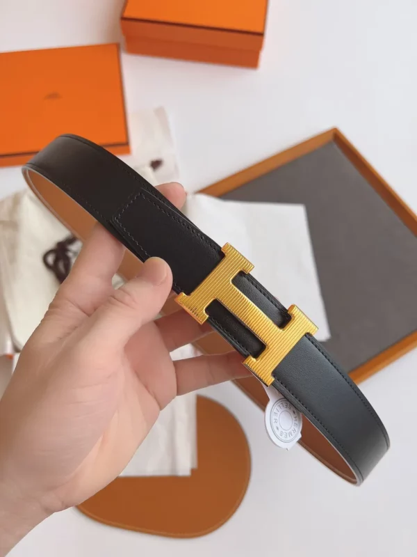 Hermes belt