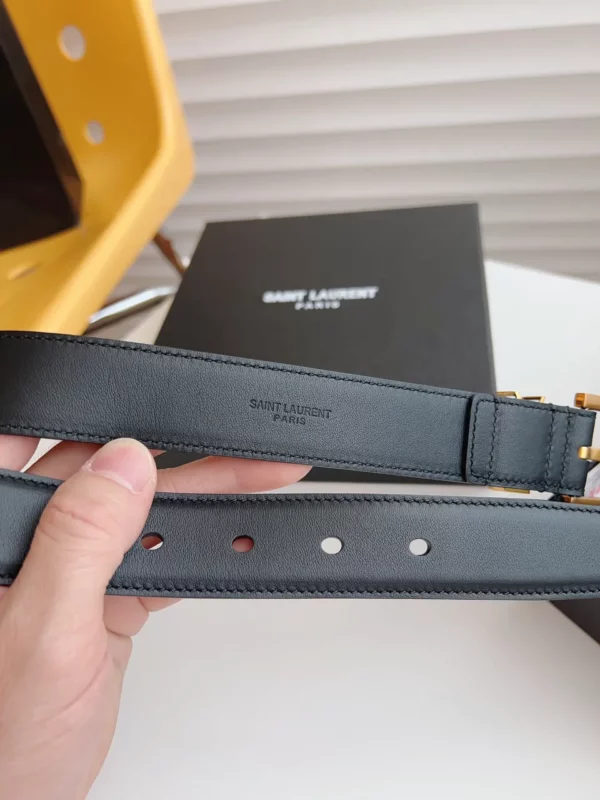 Saint Laurent belt