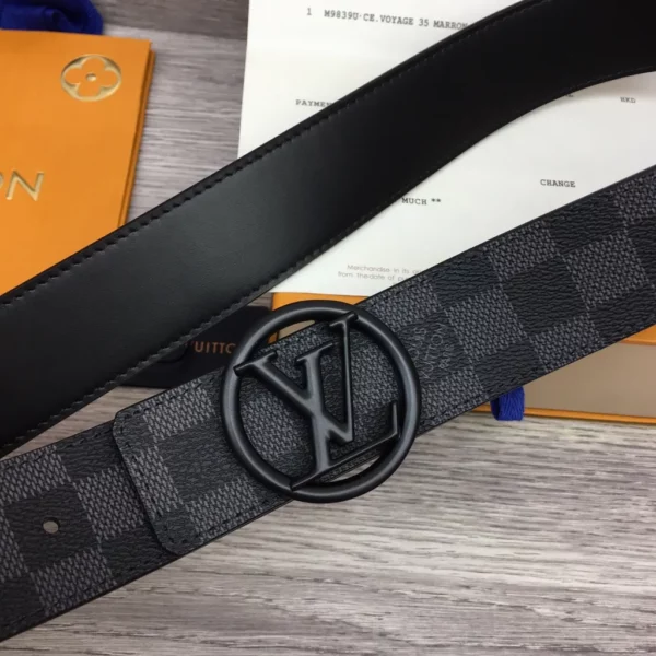 Louis Vuitton belt