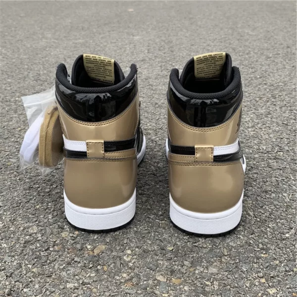 Air Jordan 1 Gold Toe - 2018-11-06 - Replica shoes